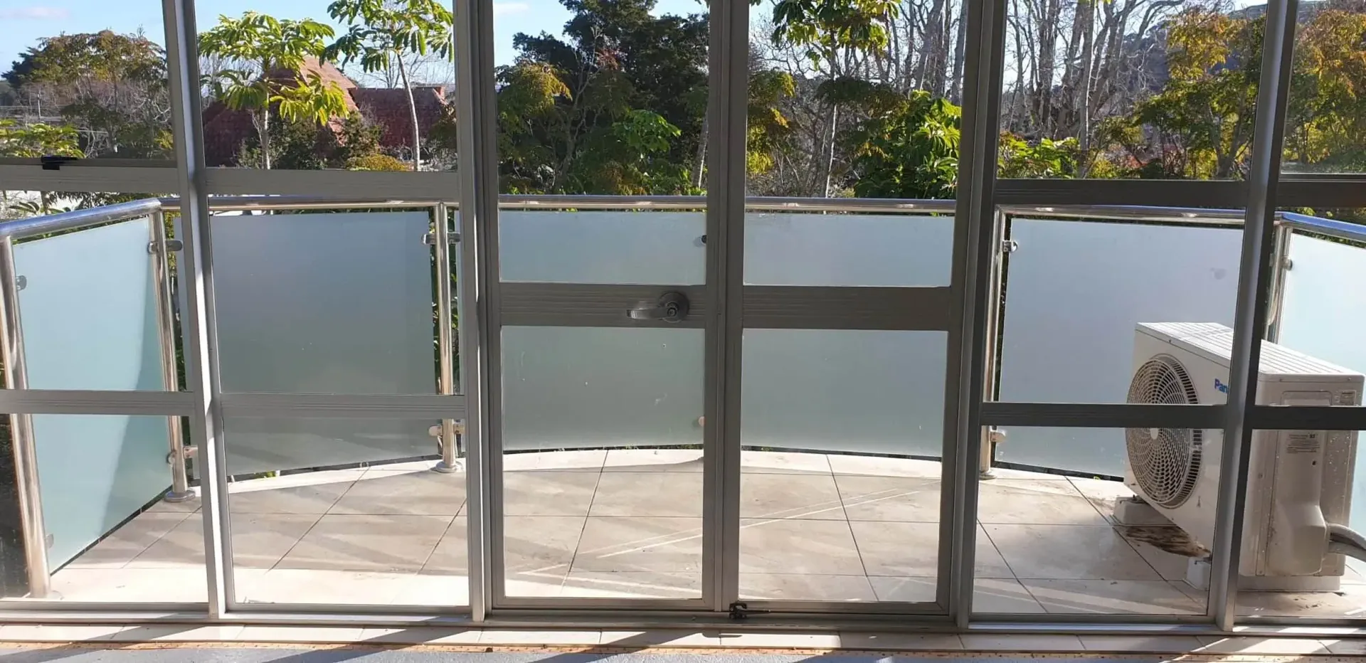 DST Dusted Crystal Etch window film – Design Tints Auckland