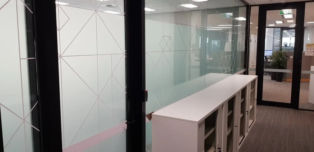 HSBC – Frosted Films & Printed Wall Designs project by Design Tints, Auckland